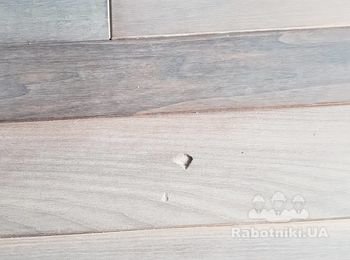 Реставрация вмятины в паркете под маслом