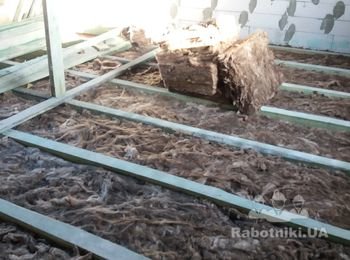Монтаж деревянных лаг на балки перекрытия