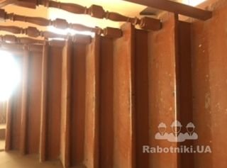 Покрасить лестничную деревянную клетку