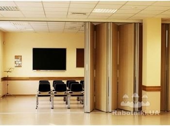 Обустройство стены раздвижной / гармошка