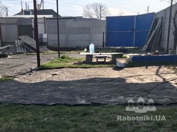 Устройство капельного полива.