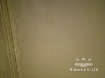 Установка опоры под потолок