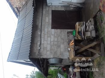 Демонтаж пристройки у гаража из шлакоблоков.