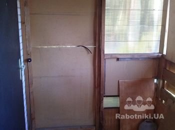 Зашить весь проём под потолок доской