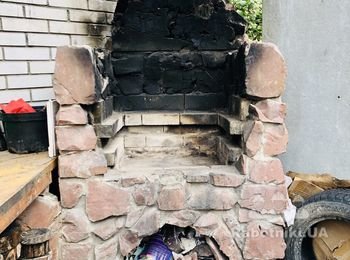 Выложить свод и трубу барбекю