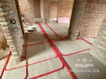 Укладка утеплителя под теплый пол