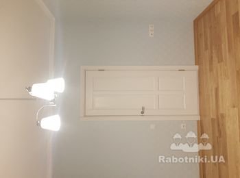 Монтаж двух межкомнатных дверей.