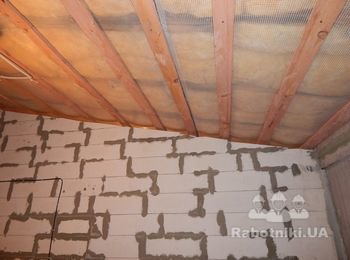 Штукатурка стін під покраску з закріпленням перегородок