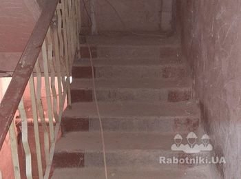 Демонтажные работы по лестнице