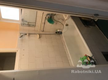 Демонтаж перегородок 14 кв.м, штукатурки 21,3 кв.м, плитки на стенах