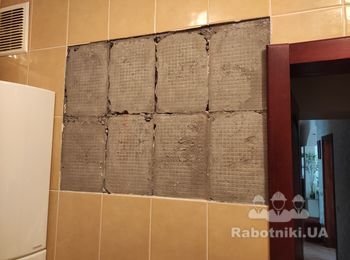 Плитка (стена): Мелкий ремонт