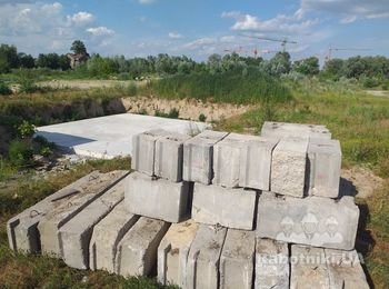 Монтаж фундамента с ФБС.