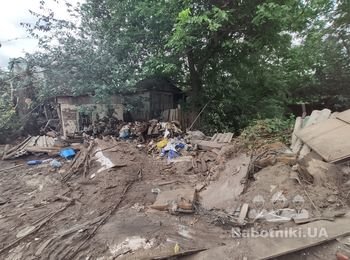 Расчистить участок от мусора и демонтаж постройки
