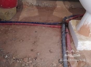 Выравнивание полов + стяжка санузлов и балкона, 52 м2 + 9 м2