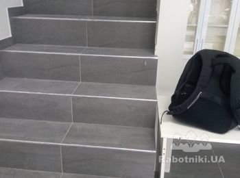 Установить готовые секции перил