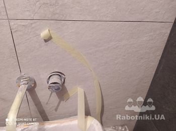 Потрібний плиточник