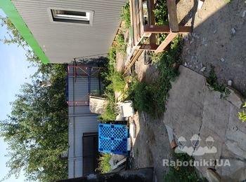 Прополоть бурьян в ручную