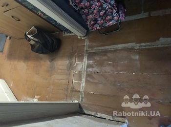 Демонтаж старого деревянного пола, укладка фанеры, ламината