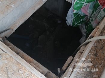 Сделать стяжку и гидро изоляцию цоколя в гараже