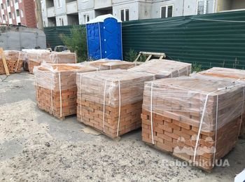 Нужны бригады каменщиков