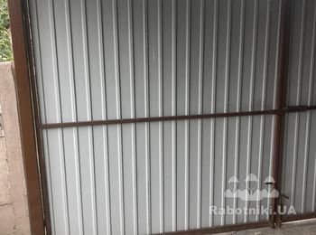 Підправити розпашні ворота