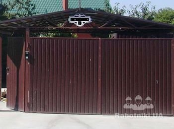 Підправити розпашні ворота