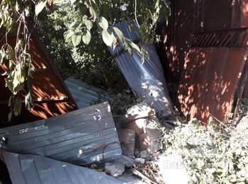 Востановление угла забора после дтп, и ремонт ворот