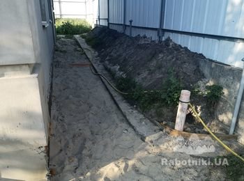 Опорная стена из бутового камня