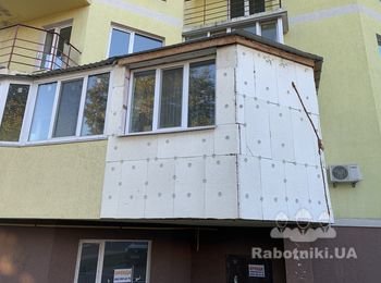 Фасадные работы. Отделка балкона. Короед.