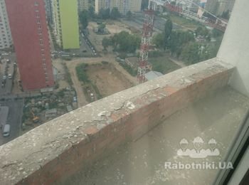 Изготовить и установить перила на балкон в количестве 2 шт.