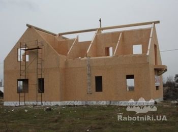 Монтаж дома из СИП панелей (канадская технология).