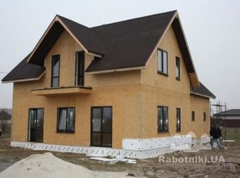 Монтаж дома из СИП панелей (канадская технология).