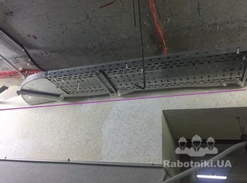 Подшить потолок армстронг в подъезде новостроя