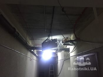 Подшить потолок армстронг в подъезде новостроя