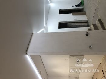 Монтаж багет на потолок , монтаж молдингов на стены. Помещение 60 кв/м