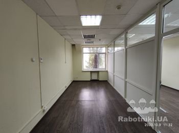 Перенос металлопластиковой перегородки в офисе - демонтаж/монтаж