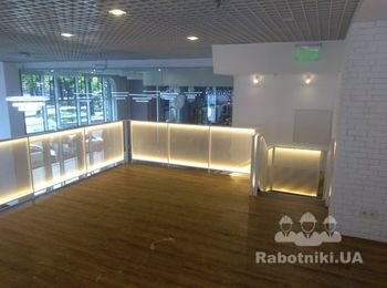 Установить стеклянные перегородки