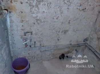 Сантехнические работы (демонтаж труб, переваривание стояков)