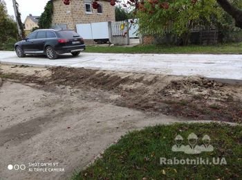 Бетонирование площадки с организацией водоотвода