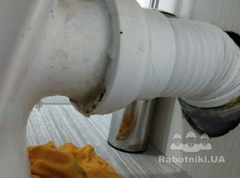 Земена гофры на унитазе