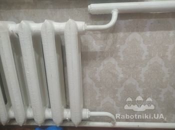 Установка батареи.