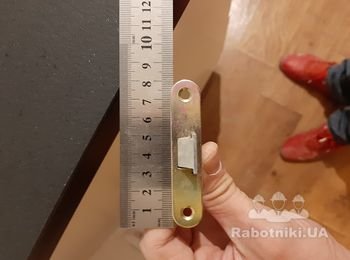 Замена замков в межкомнатных дверях