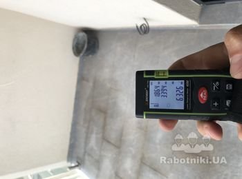 Нужна укладка плитки на 2х балконах .