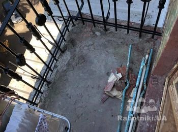 Укладка плитки на балкон