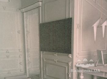 Установка полиуретановых молдингов и тяг