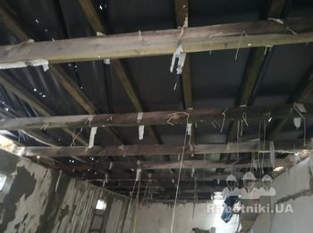 Монтаж металлочерепицы, паробарьер, ремонт крыши