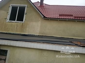 Монтаж металлочерепицы, паробарьер, ремонт крыши