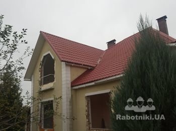 Монтаж металлочерепицы, паробарьер, ремонт крыши