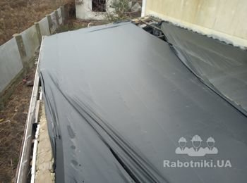 Монтаж металлочерепицы, паробарьер, ремонт крыши