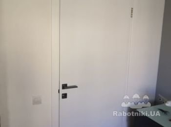 Установка межкомнатных дверей
